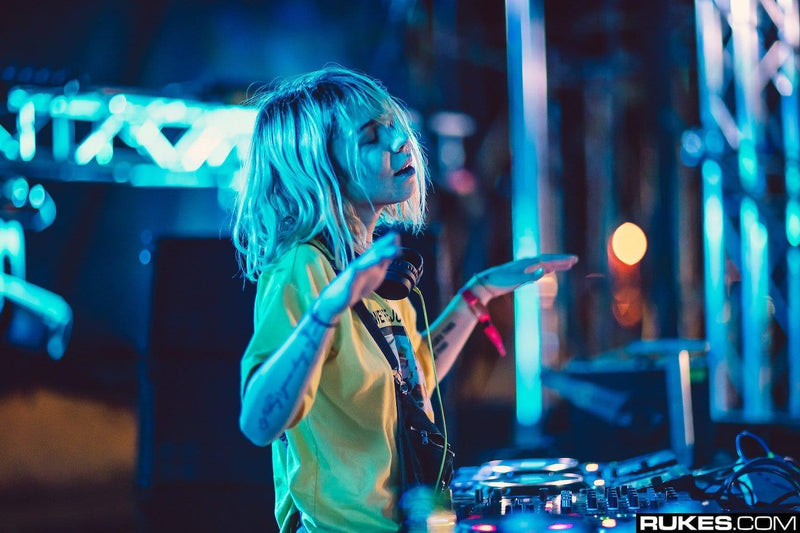 Mija Donates All of Her Show Profits to the El Paso Shooting